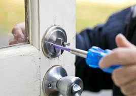 Galaxy Locksmith Store Jacksonville, FL 904-572-3714 - 12-Changing-Locks